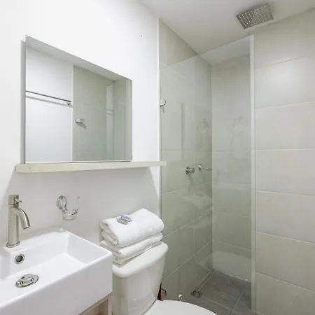 Tranvia 40 Apartment Medellin Exterior photo