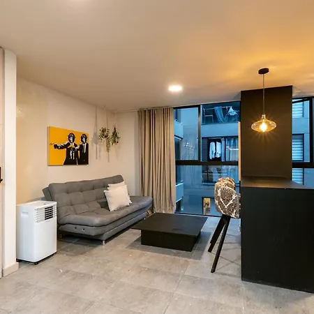 Tranvia 40 Apartment Medellin Exterior photo