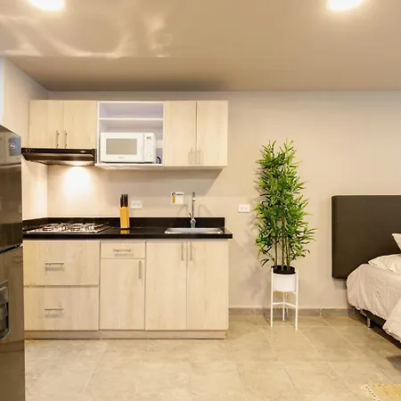 Tranvia 40 Apartment Medellin Exterior photo