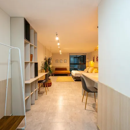 Tranvia 40 Apartment Medellin Exterior photo