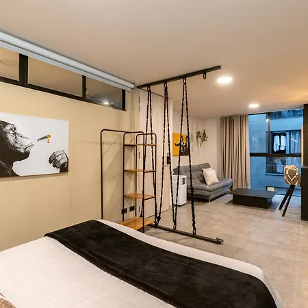 Tranvia 40 Apartment Medellin Exterior photo
