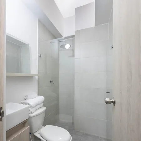 Tranvia 40 Apartment Medellin Exterior photo