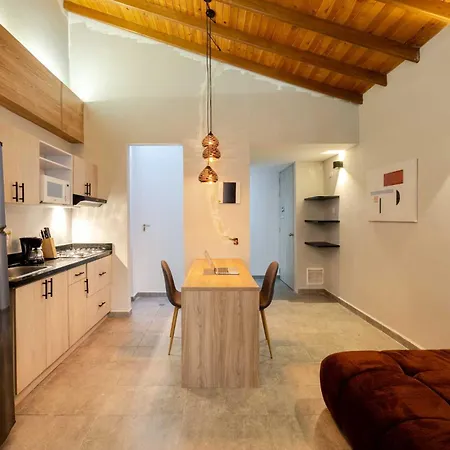 Tranvia 40 Apartment Medellin Exterior photo