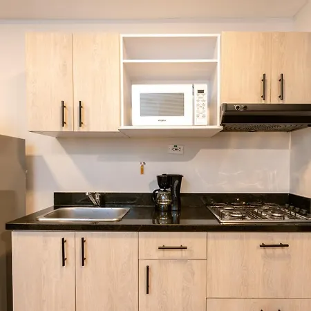 Tranvia 40 Apartment Medellin Exterior photo