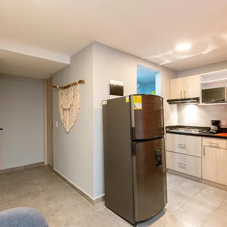 Tranvia 40 Apartment Medellin Exterior photo