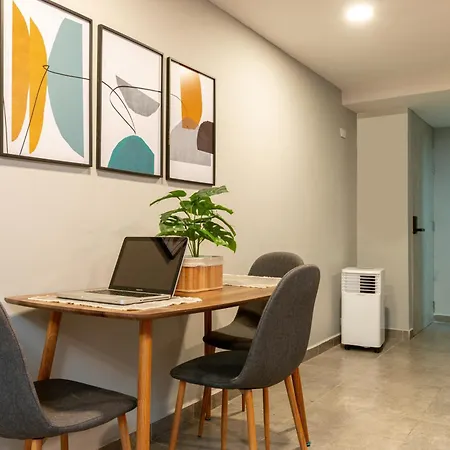 Tranvia 40 Apartment Medellin Exterior photo