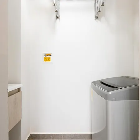 Tranvia 40 Apartment Medellin Exterior photo