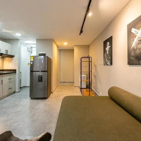 Tranvia 40 Apartment Medellin Exterior photo