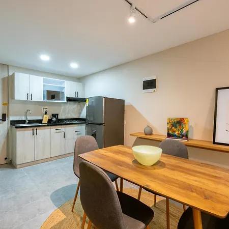 Tranvia 40 Apartment Medellin Exterior photo