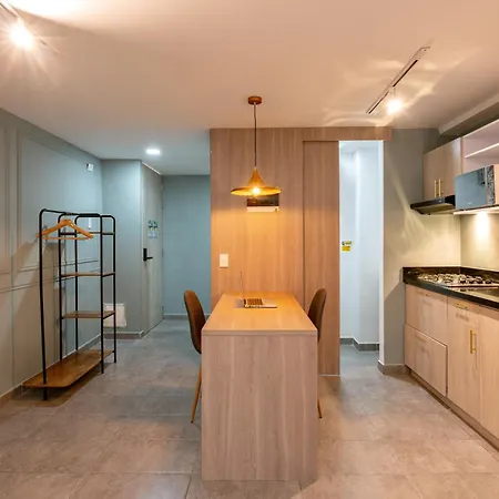 Tranvia 40 Apartment Medellin Exterior photo